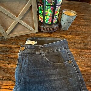 City Blues Brand 8 Blue Denim Women's Jeans Stretch